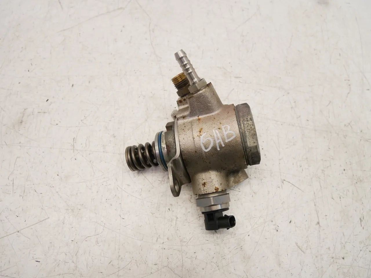 Bomba de combustible Audi A4 A5 A6 A7 A8 Q5 3.0 TFSI quattro CTU 07L127026Q