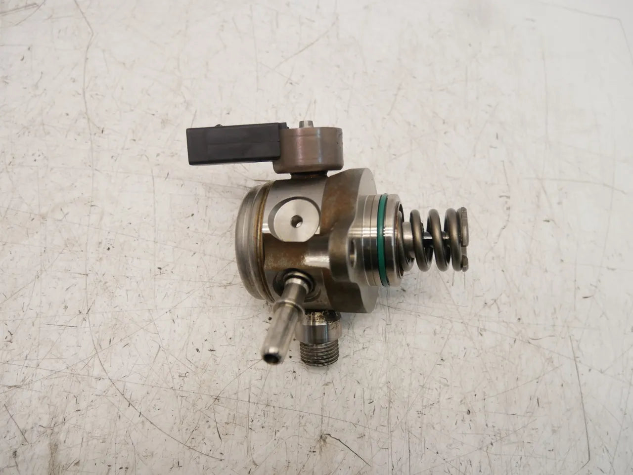 Bomba de combustible Seat Volkswagen Audi Arona 1.0 TSI TFSI DUSA DUS 05E127027A