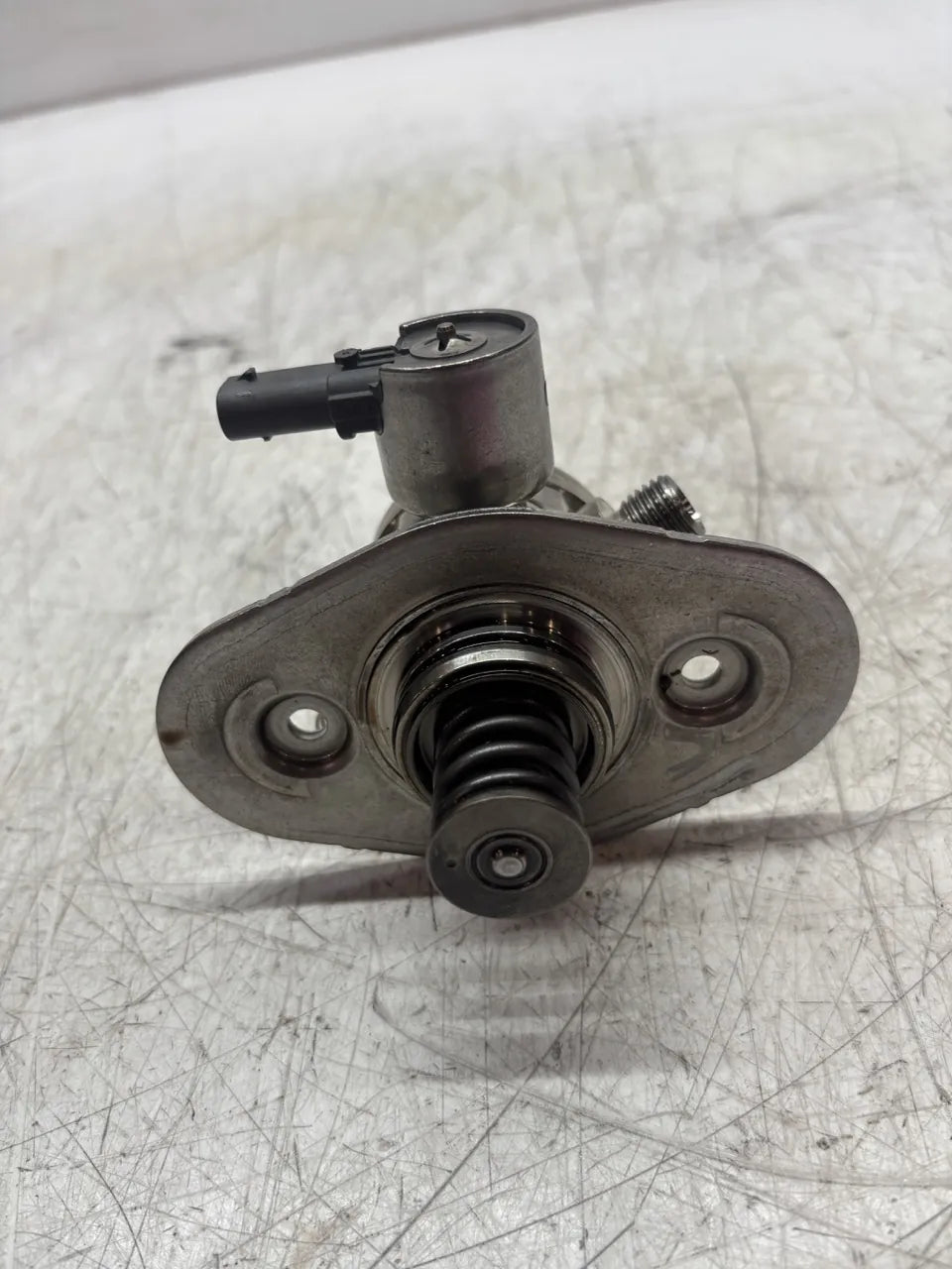 Bomba de combustible Mini One F55 F56 F57 1.2 gasolina B38A12A B38 7636881