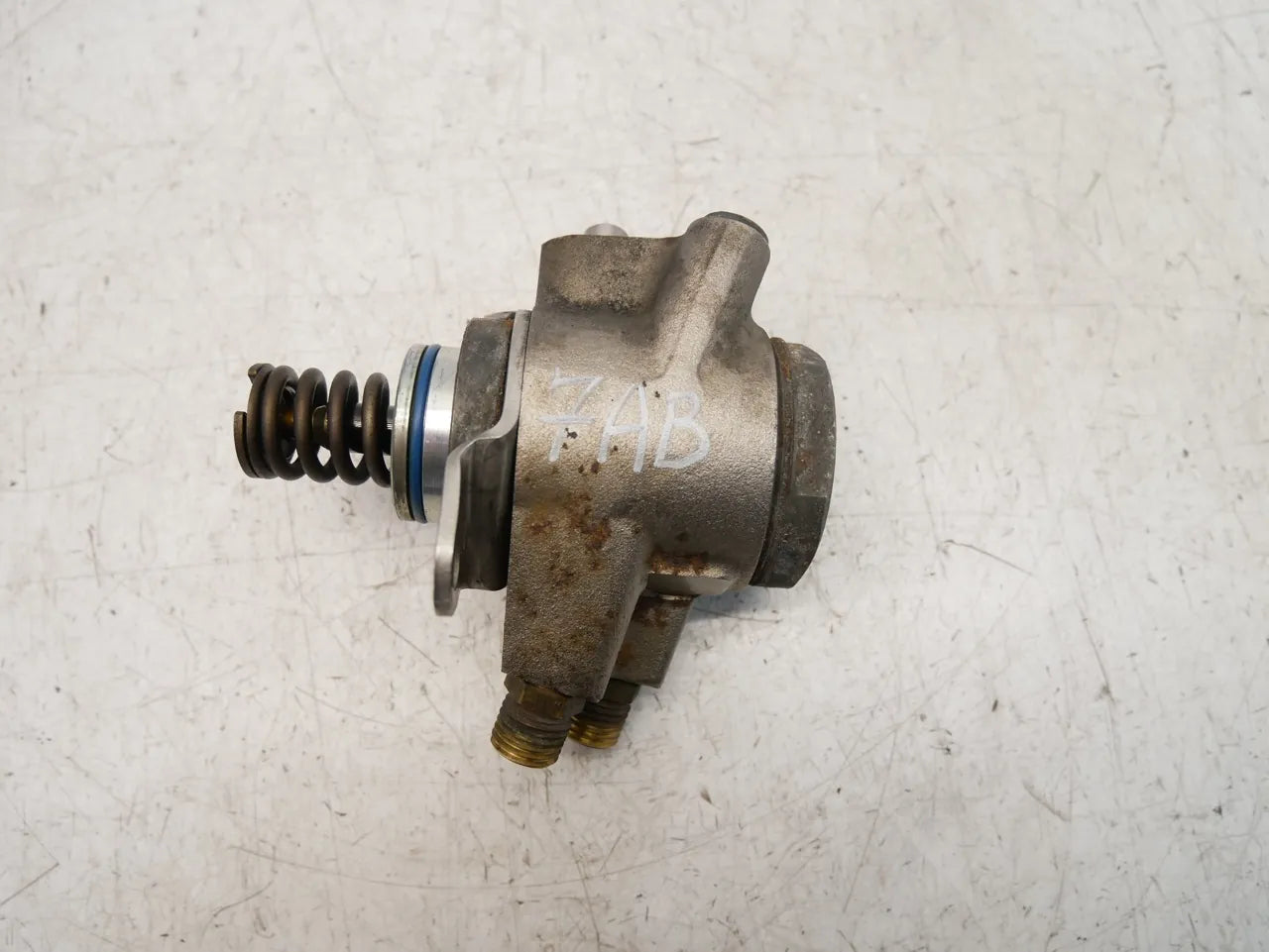 Bomba de combustible Audi Q7 3.0 TFSI quattro CTWA CTW