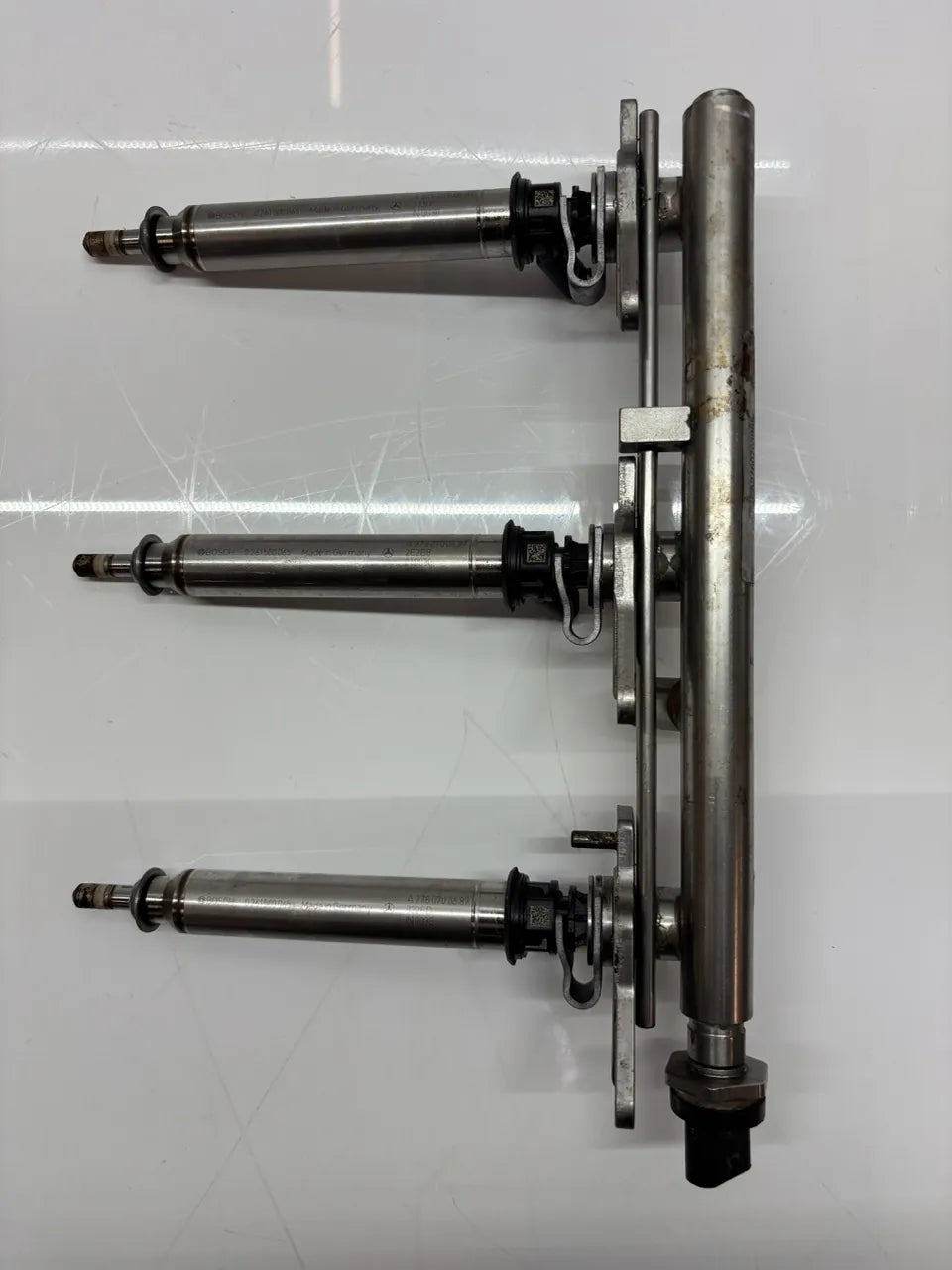 Rampa inyectora Mercedes-Benz Clase E 3.5 C350 M276.957 M276 276.957 A2760703995