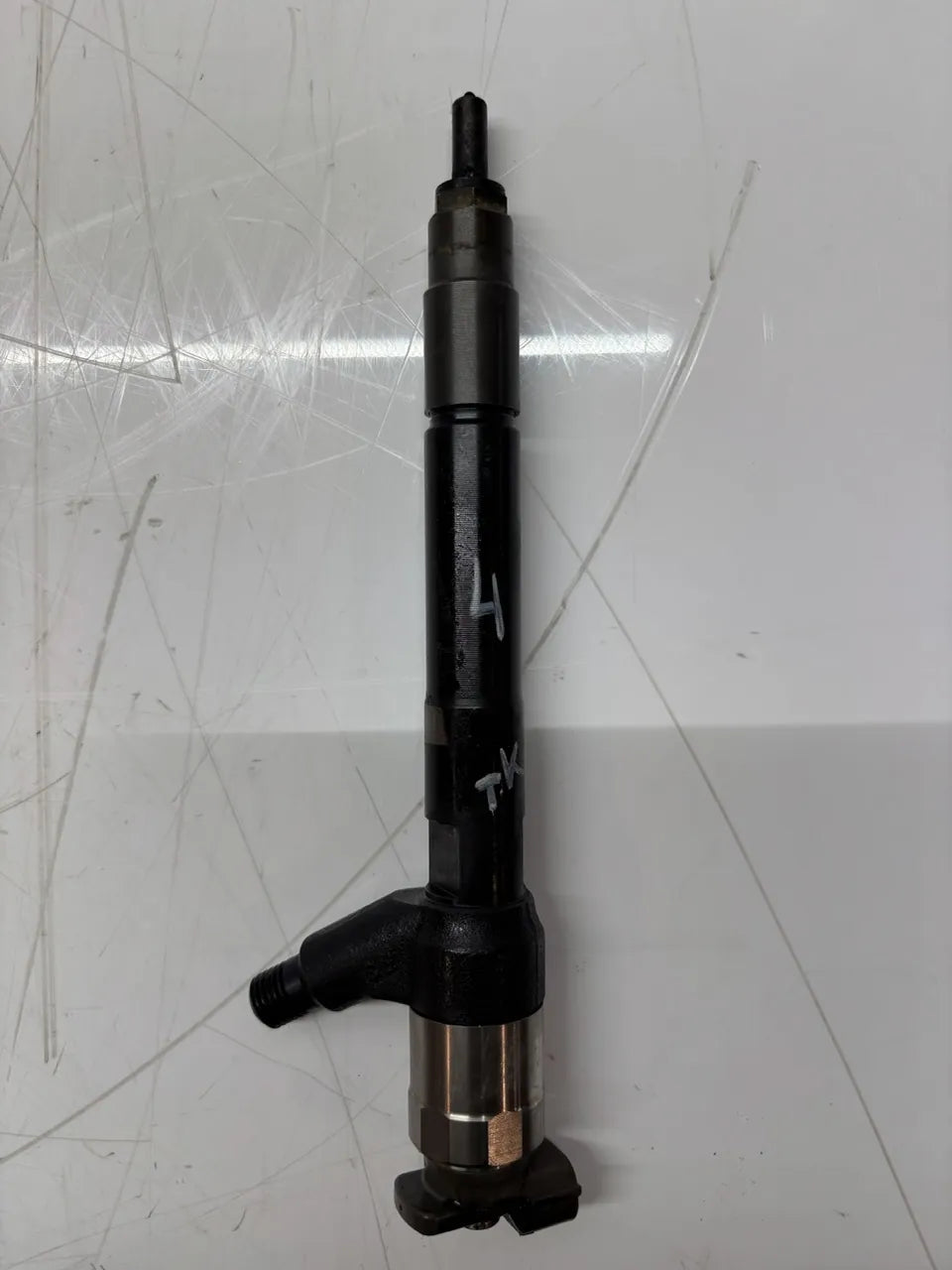 Inyector Opel Astra J Insignia A Meriva B 1.6 B16DTH LVL 55570012