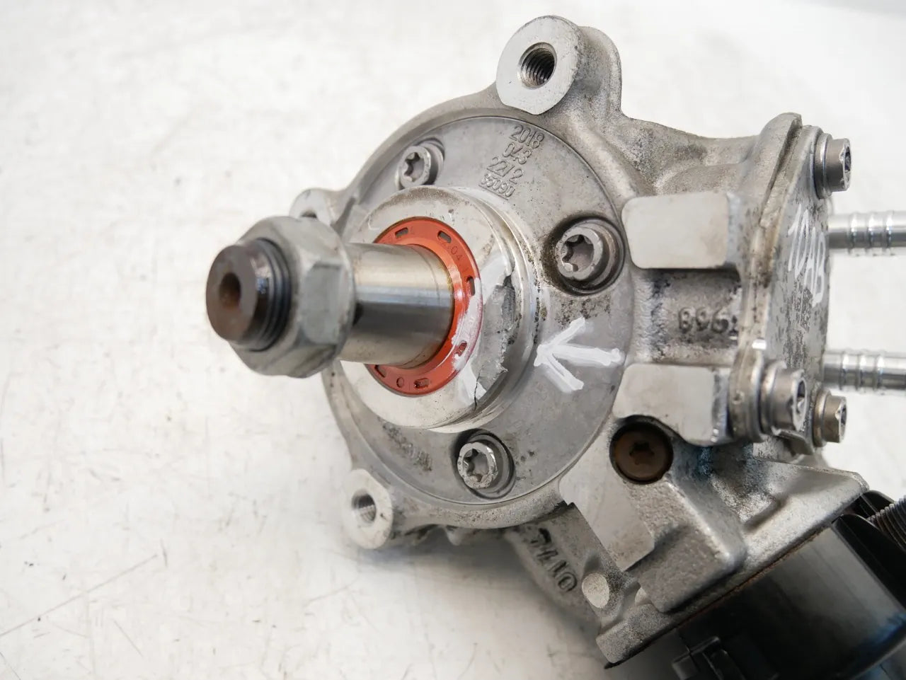 Bomba de alta presión Audi A6 C8 A7 Q5 2.0 TDI DFBA DFB 05L130755 0445010790