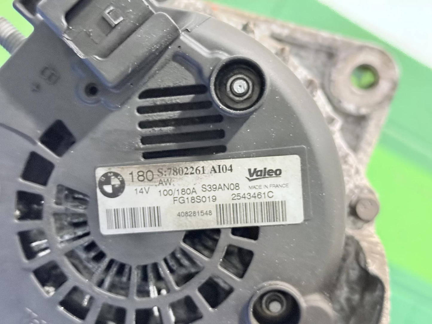 Alternador BMW 1er E87 E88 2,0 118d N47D20C 7802261 2543461C