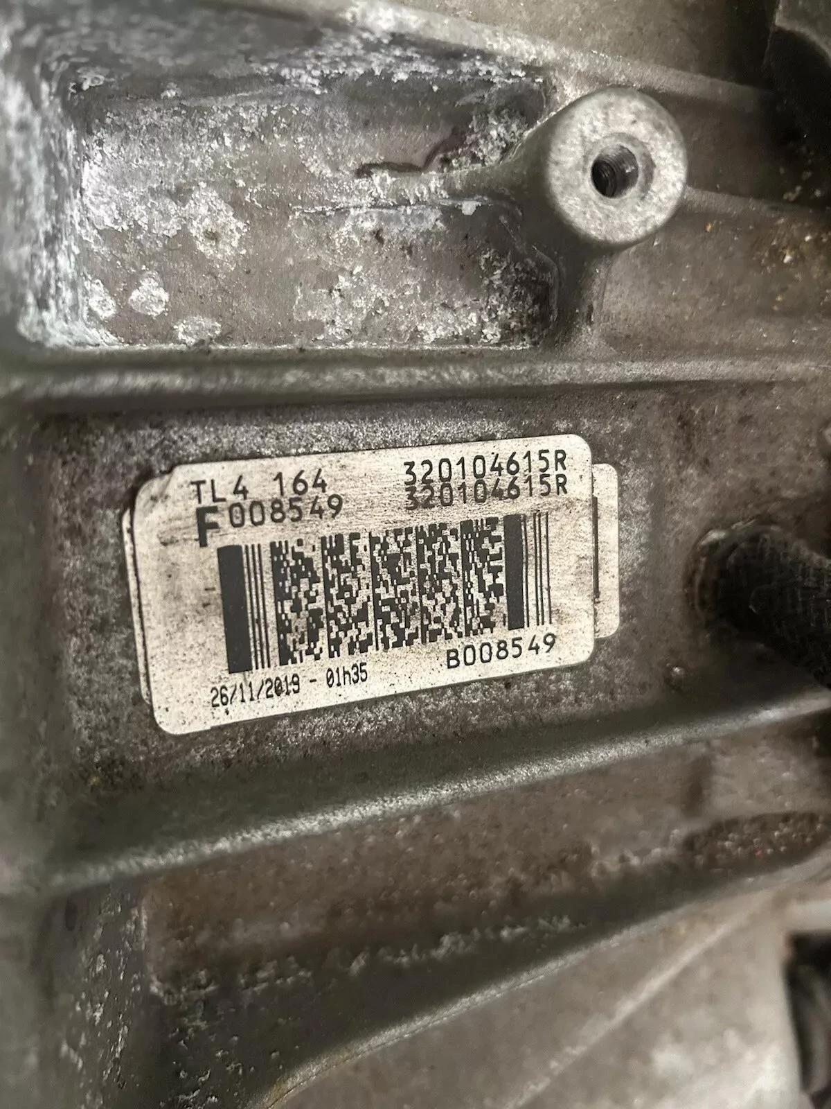 Caja de cambios Manual Nissan Juke F16 1.0 DIG-T HR10DDT HR10. 320104615R