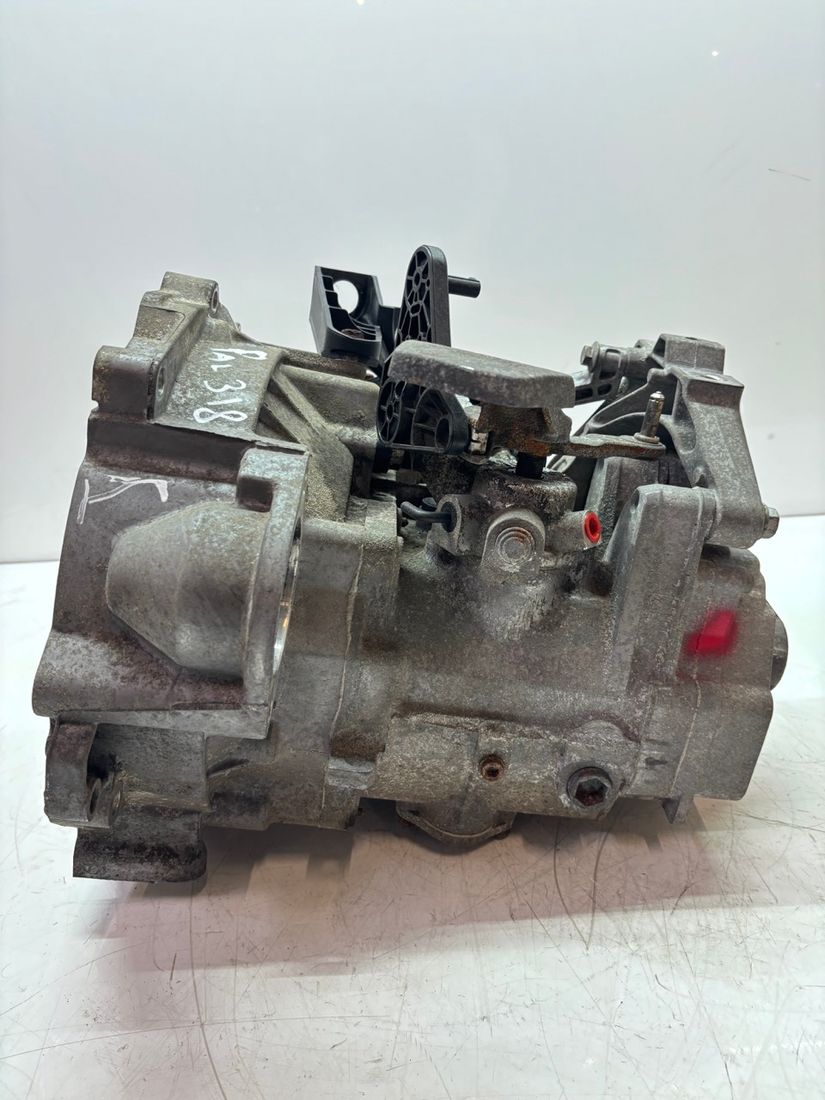 Caja de cambios Manual 6vl Volkswagen Golf 1.4 TFSI TSI CAX MCB 02S300046T