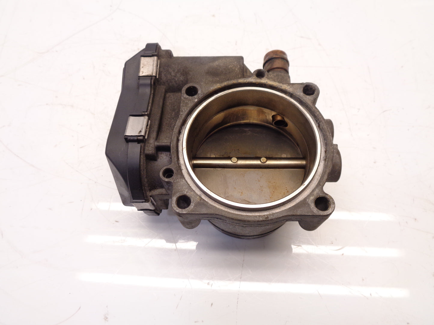 Válvula de mariposa – BMW X5 E70 xDrive 3.0 gasolina N55B30A N55 7597871