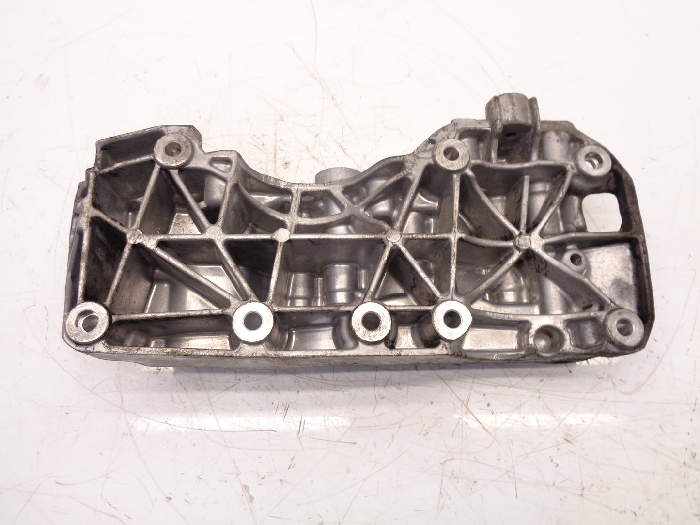 Aggregathalter – BMW 3er E90 E93 E92 E91 2,0 320 d N47D20C N47 8506863