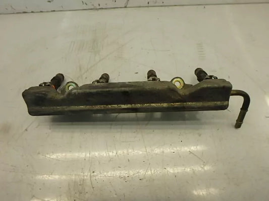 Rail de inyectores Nissan Micra III K12 1,2 CR12DE