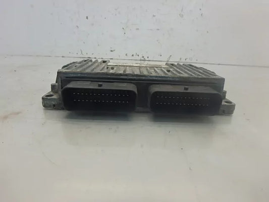 Unidad de control Renault Scénic 1 2.0 gasolina 16V F4R744