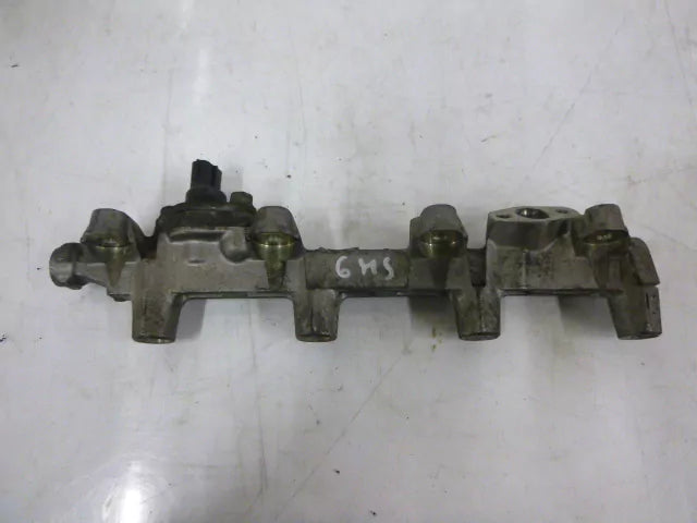 Rampa inyectora Volvo S40 VS V40 Volkswagen 1.8 gasolina 90 KW B4184SJ