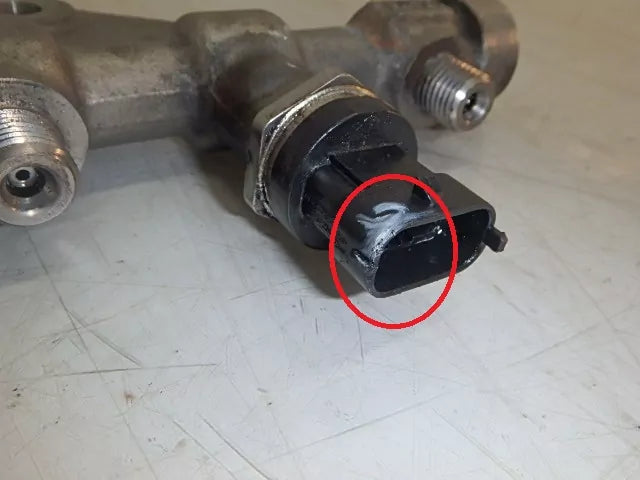 Rampa inyectora Renault Scenic III Grand Scenic Megane III 1.9 dCi F9Q872 820075048