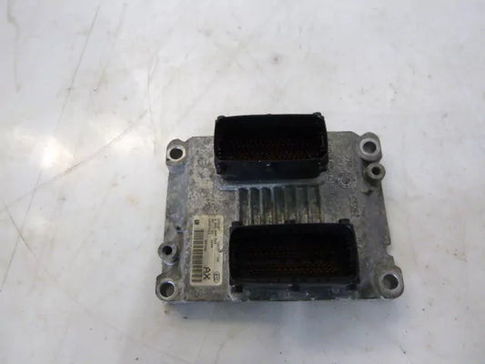 Unidad de control electrónico Opel Suzuki Agila Corsa Wagon 1,2 16V Z12XEP DE147695
