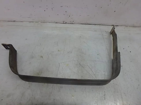 Soporte depósito de combustible Isuzu volante a la derecha RHD 2.5 4JK1-TC DE148815