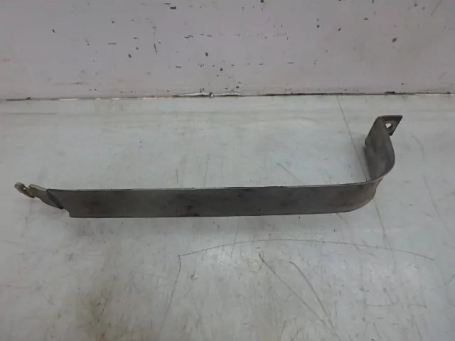 Soporte depósito de combustible Isuzu volante a la derecha RHD 2.5 4JK1-TC DE148818