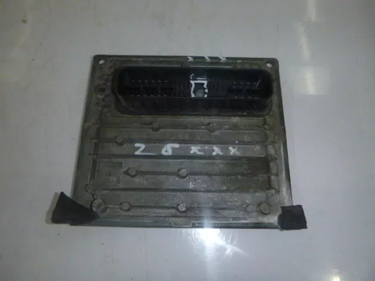 Unidad de control Ford Mazda Fiesta V Fusion 2 DY 1.6 16V FYJA 6S61-12A650-ME