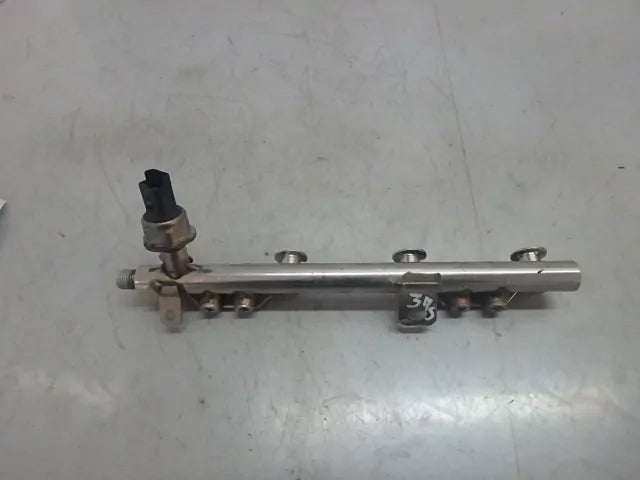 Rampa de inyección Nissan Juke Pulsar Quashqai II 1,2 DIG-T HR12DDT 175204305