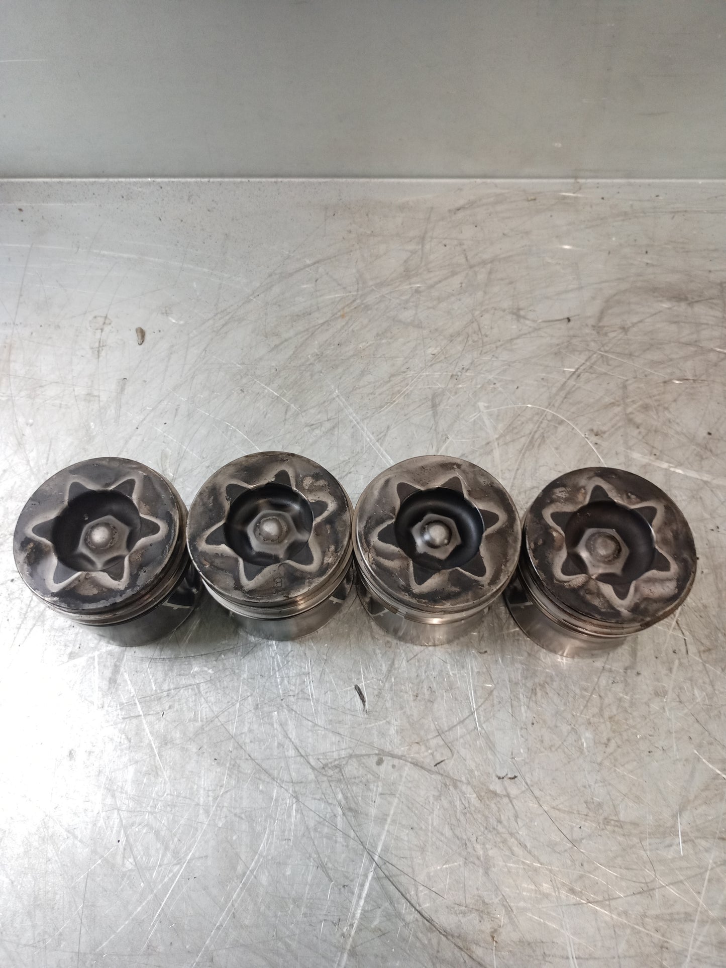 4 x Pistones – Ford Mazda Ranger ET BT-50 BT50 4x4 2.5 TDCI WLAA 6M34-6108-DA