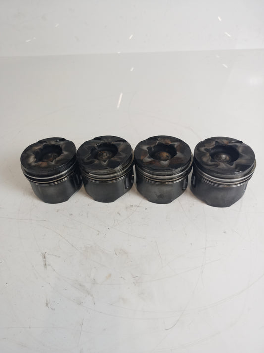 4 x pistones – Mercedes‑Benz Sprinter 2.2 CDI OM611.981 611.981 A6110300317
