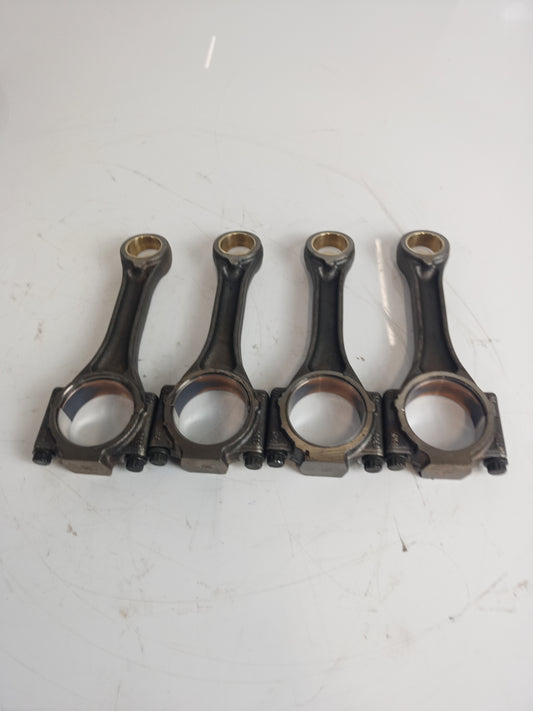 4 x bielas – Audi Seat Skoda Volkswagen A3 Octavia Golf Touran 1,9 TDI BXE 038105401j