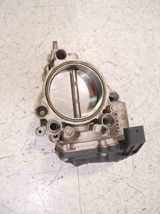 Válvula de estrangulación – BMW 2,0 420 i B48 B48B20A 8623324