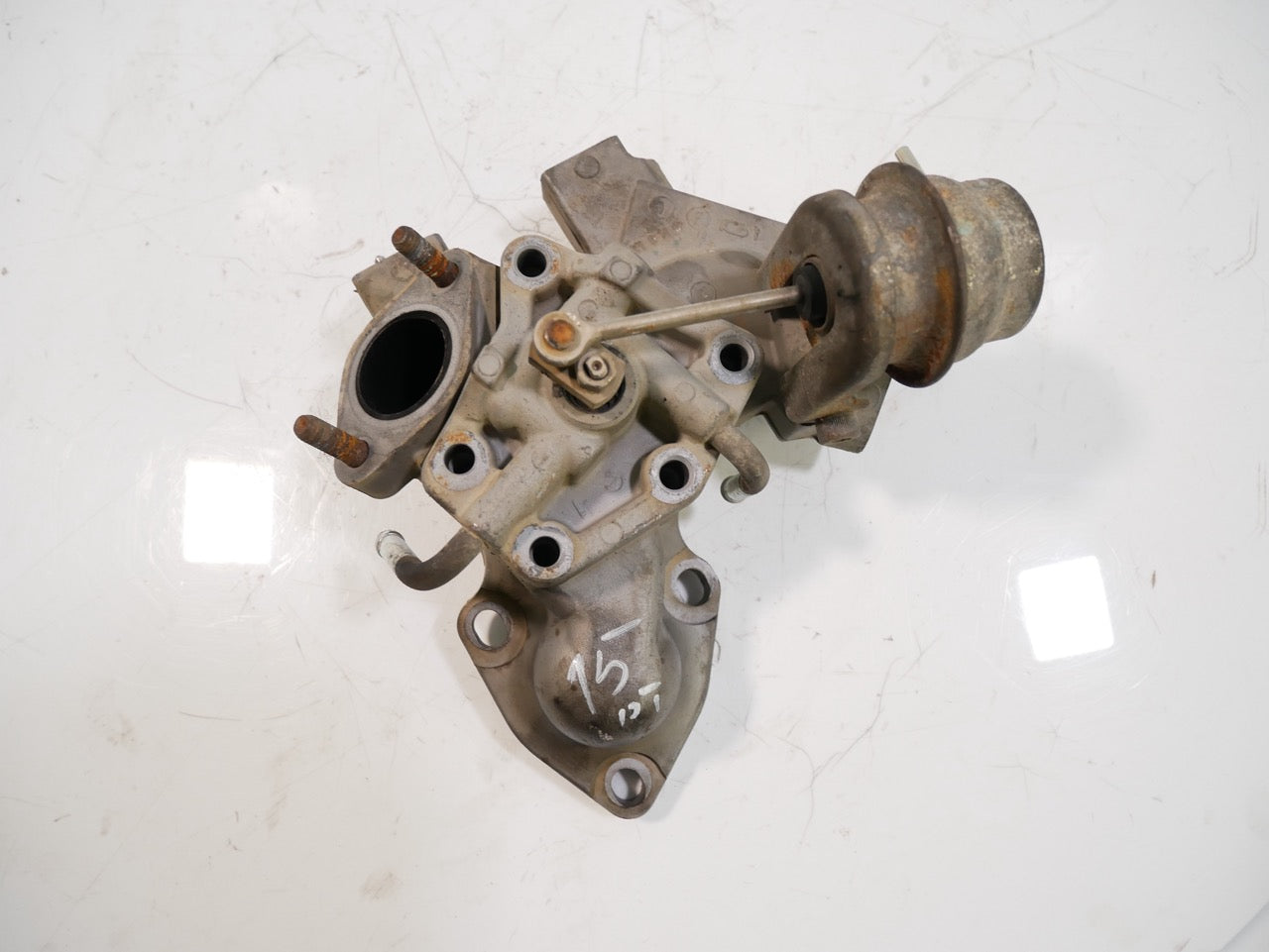 Válvula EGR Válvula de recirculación de gases de escape – Isuzu 3.0 D 4x4 4JJ1-TC 4JJ1