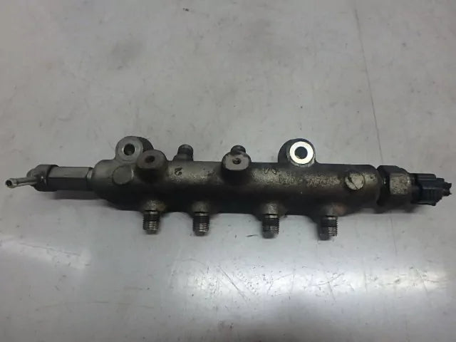 Rampa inyectora Mazda 6 GG GY MPV II LW 2,0 DI RF5C DE265578