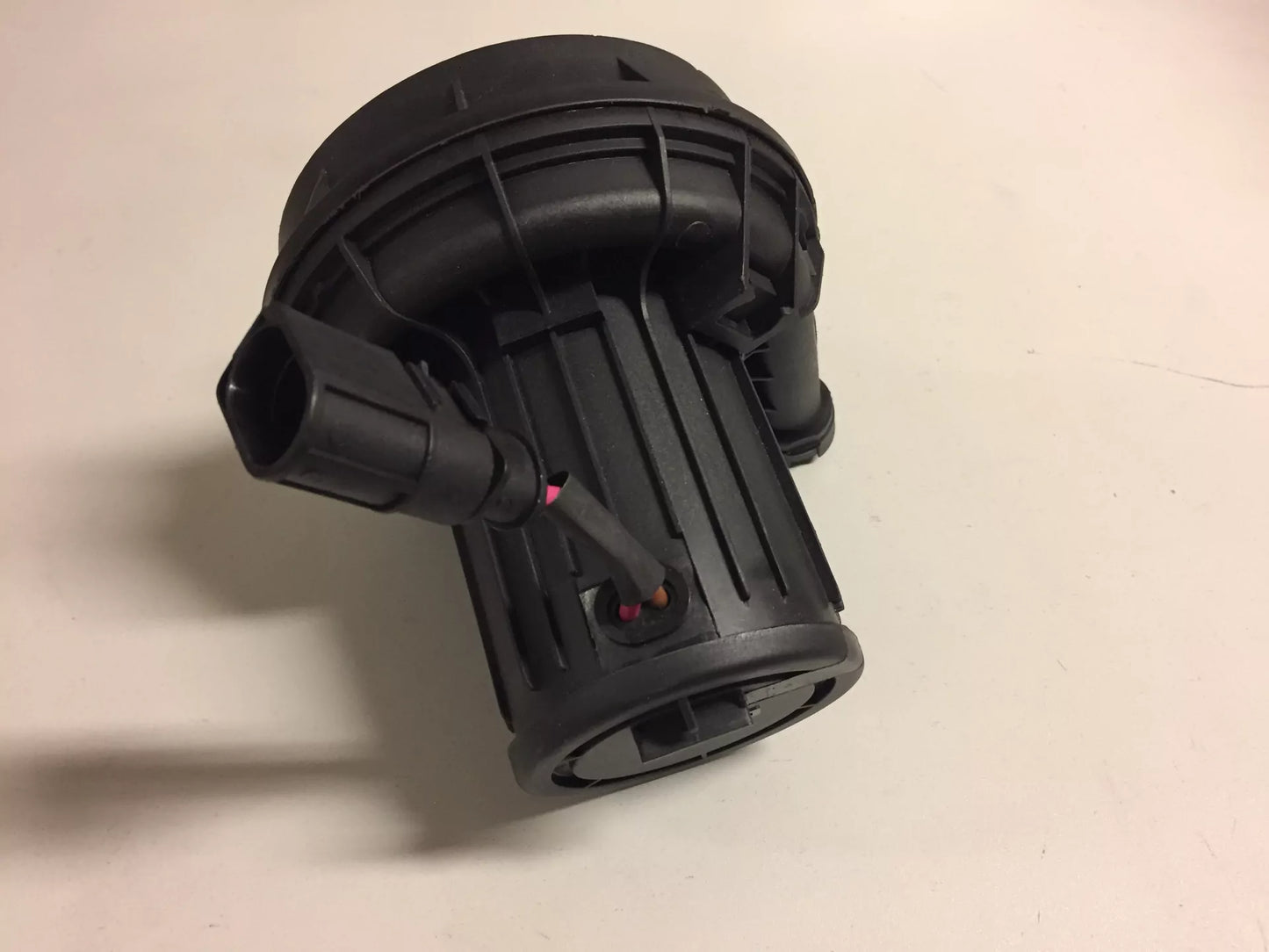 Bomba de aire secundario Porsche Volkswagen Audi 3.2 VR6 V6 R32 M02.2Y NUEVO DE267607