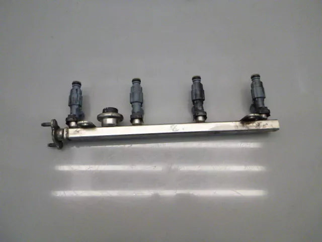 Riel inyector Kia Sorento II 2.4 CVVT G4KE DE276667