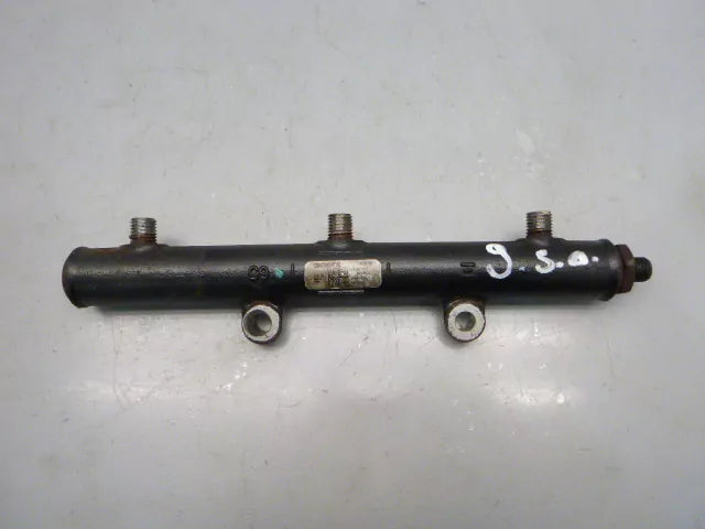 Rampa inyectora Land Rover Discovery Sport 2,7 D 276DT A2C20001330 DE287903