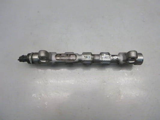 Rampa inyectora Hyundai Kia i40 TLE Sportage Carens 1,7 CRDi D4FD 0445214181 DE292162