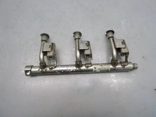 Rampa de inyección Ford Fiesta VI 1,0 EcoBoost M1JE 0261555137 DE294825