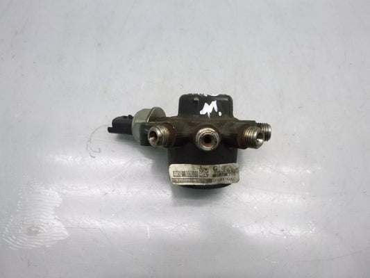 Rampa inyectora Ford C-Max DM Focus II 2 DA 1,8 TDCi KKDA 4M5Q-9D280-DB DE300563