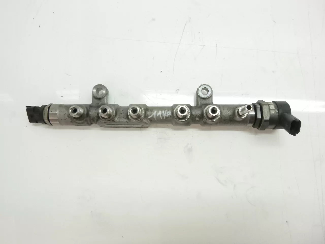 Rampa inyectora Jaguar Land Rover E-Pace Discovery Evoque 2,0 D 204DTD DE315113