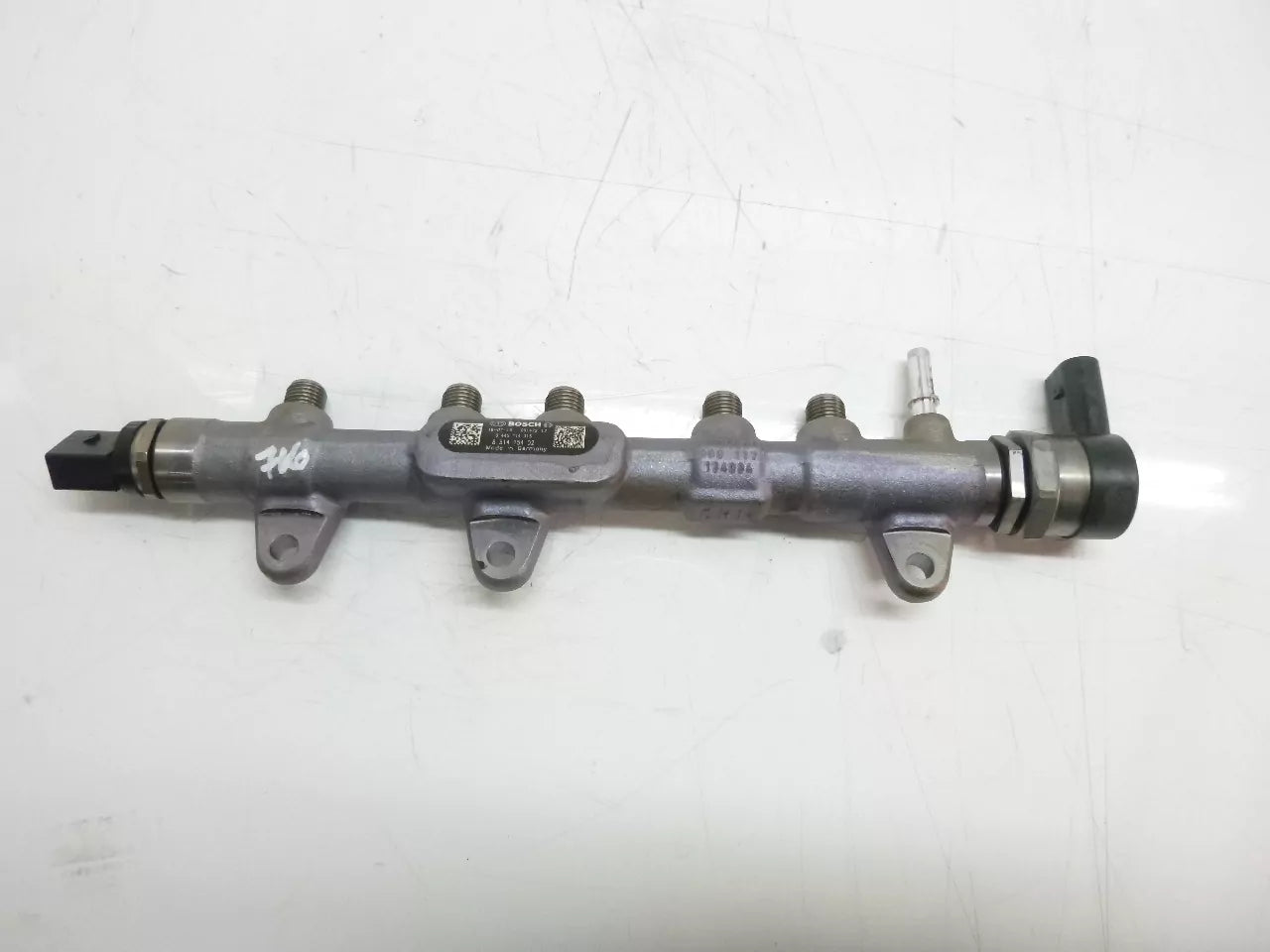 Rampa inyectora BMW X1 F48 2,0 20 d B47 B47C20A 851415402