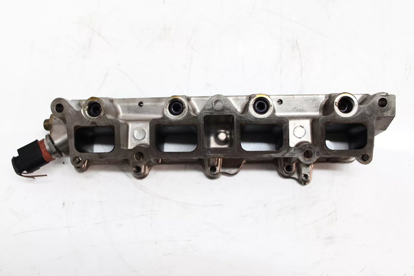 Rampa de inyección Audi Seat Skoda Volkswagen A1 A3 Toledo 1,4 TFSI CAX CAXA CAXC 4D0971993