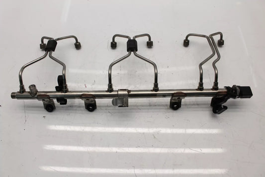 Rampa inyectora de combustible BMW Serie 3 M3 F30 F80 Serie 4 M4 F33 F83 3.0 S55B30A 7620946 7848363