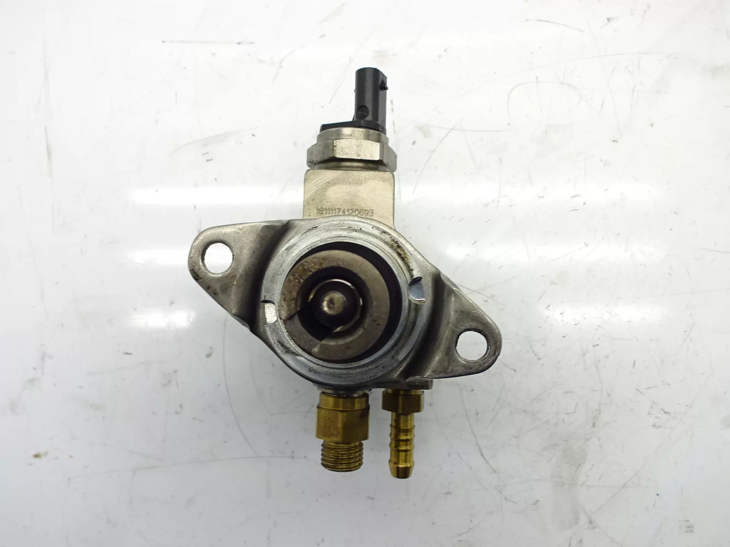 Bomba de combustible Mercedes-Benz 2,2 CDI 651.924 18111174120693