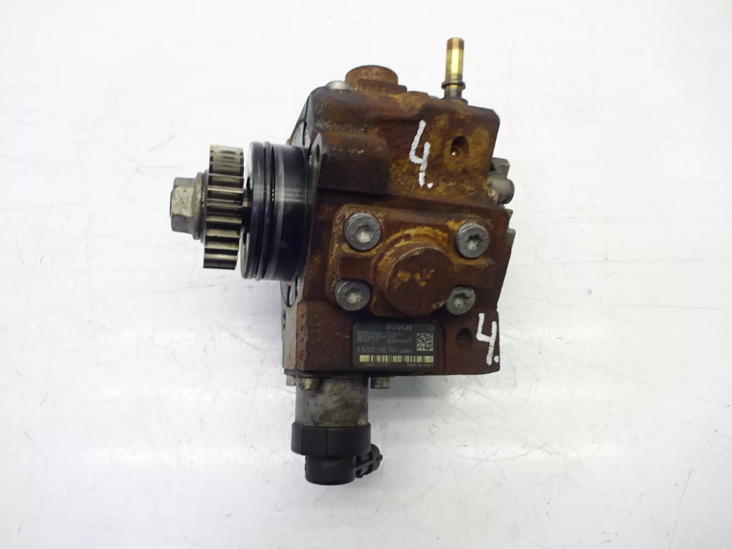 Bomba de alta presión Renault Laguna III 2.0 dCi M9R744 M9R 8200690744 0445010223