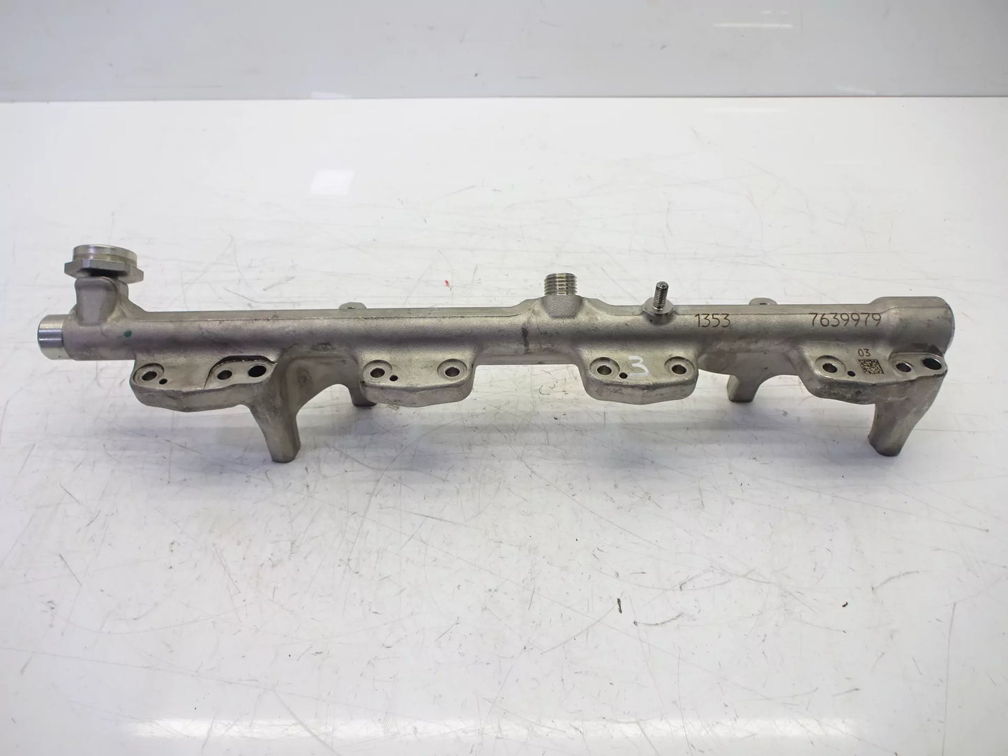 Rampa de inyección Mini Cooper F54 F55 F56 F57 2,0 gasolina B48 B48A20A 7639979