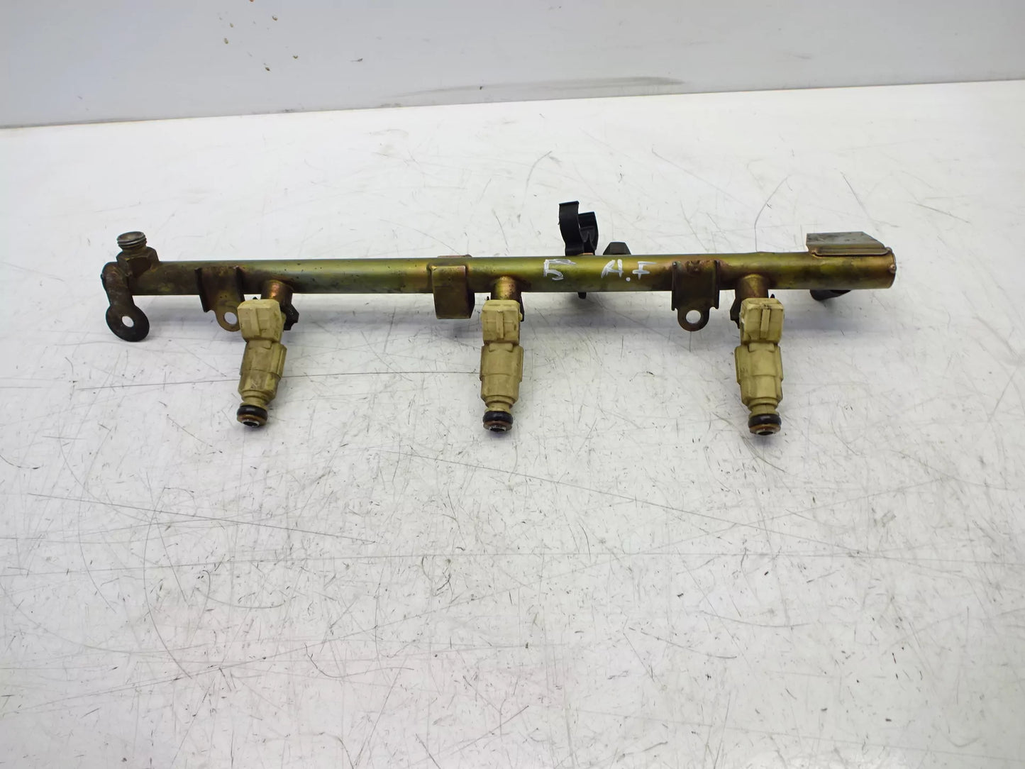 Rampa de inyección Porsche Boxster 986 S 3,2 M96.21 96.21 99611003504 0280156053