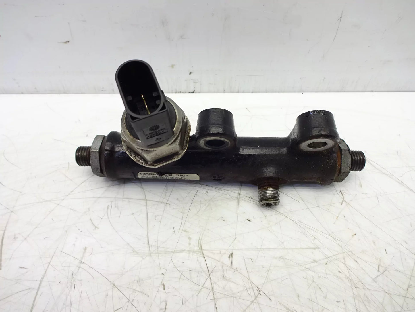 Tubo rail de inyección Jaguar S-Type X200 XF XJ X350 2,7 D Diesel AJD 276DT A2C20001297