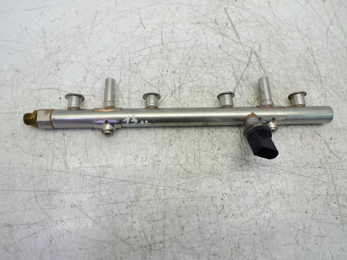 Rampa de inyección Audi Volkswagen Skoda 2,0 TSI TFSI CHH CHHA CHHB CHHC 06K133317G DE340719