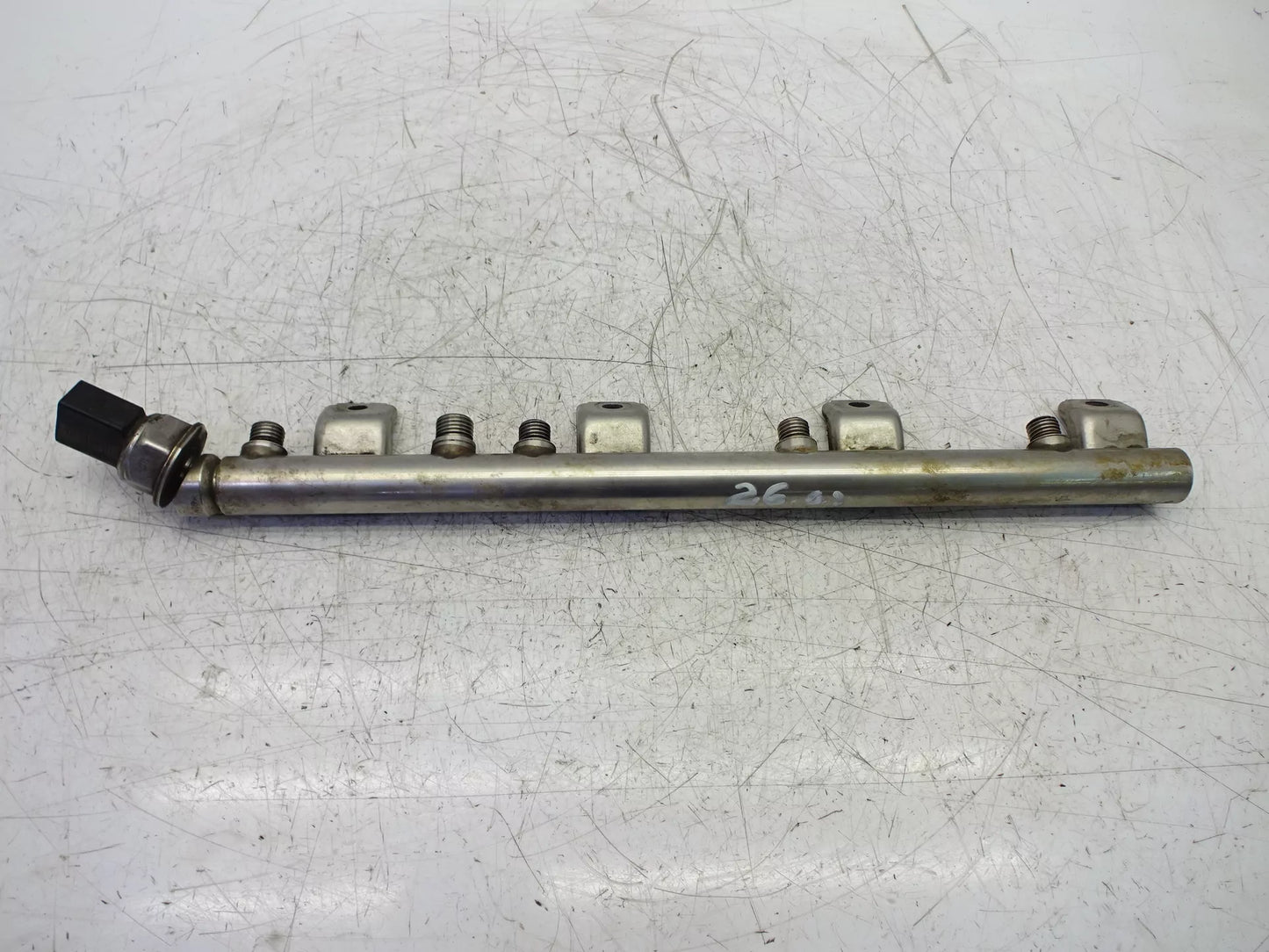 Rampa de inyección BMW 5er F07 F10 F11 550 i 4,4 N63B44A 7547600