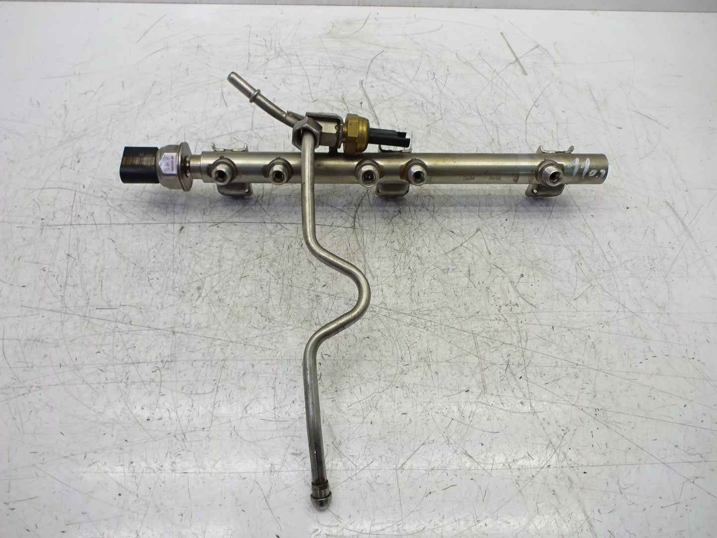 Rampa de inyección BMW 2,0 N43B20A N43 7562474