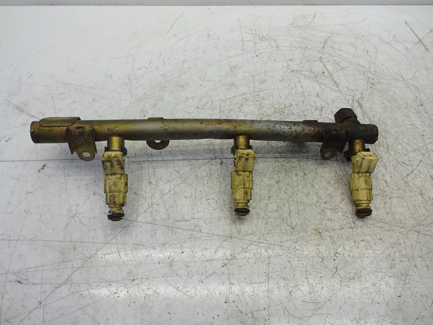 Rampa de inyección Porsche Boxster 986 2,7 M96 96.22