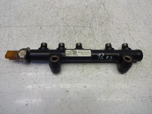 Rampa inyectora Ford C-Max Focus Grand C-Max 1,5 TDCi Diesel XWDB 9804776780