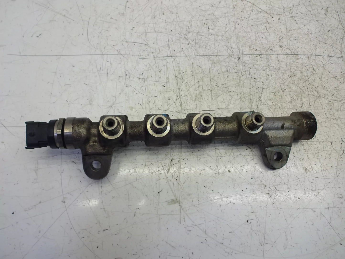 Rampa inyectora Fiat Doblo 263 1,6 D Diesel 263A3000 55234039 0445214254