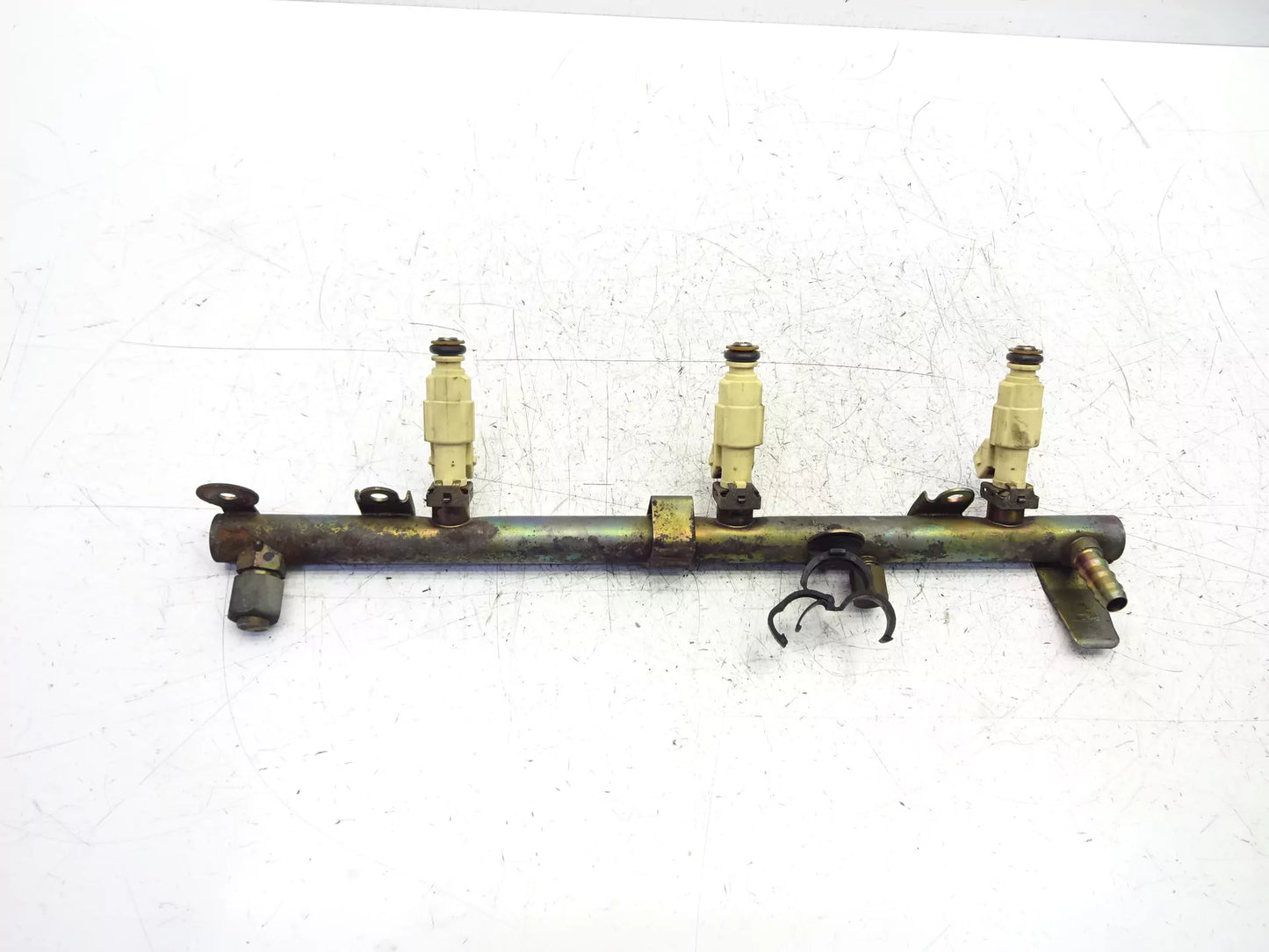 Rampa de inyección Porsche Boxster 986 2,7 gasolina M96.23 96.23 M96 99611003602