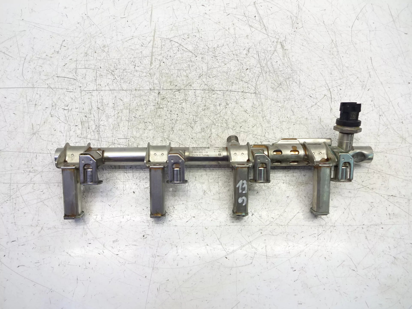 Rampa de inyección Ford Fiesta VI 6 CB 1,6 ST gasolina JTJA CJ5G-9H487-BA